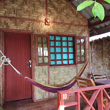 Hotel Hutyee Boat Bungalow Ko Lanta Esterno foto